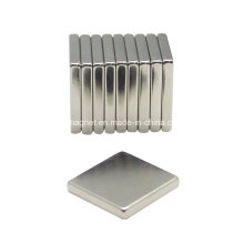 L203 High Quality Square 20mm Rare Earth Magnet